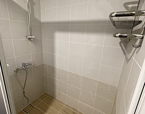 含網路第四台/水電費按帳單,邊間整層住家捷運站公車站賣場學區 - Image 12