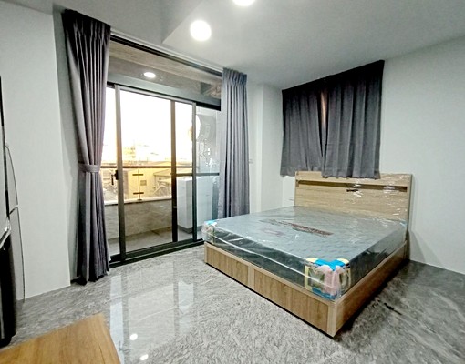 大里塗城獨洗獨曬雙人套房有電梯 - Image 1