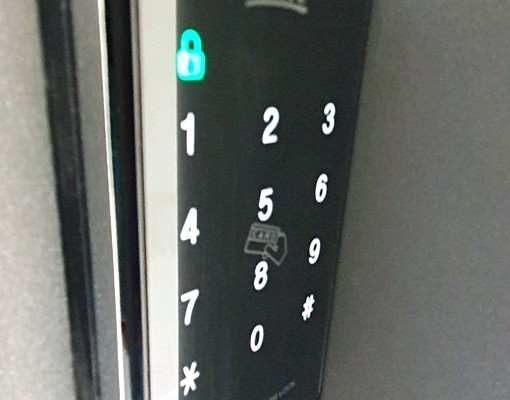 頂級裝潢開放式一房一廳獨立套房 - Image 24