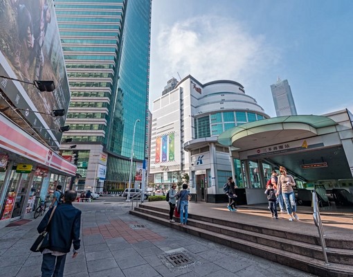 三多商圈高樓兩房兩套衛浴 - Image 10