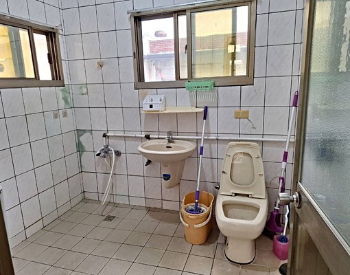 湖口鄉公所後面，鬧中取靜，近火車站、市場 - Image 4