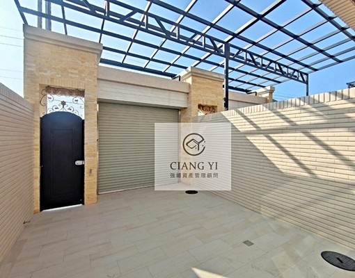 近科工區獨棟四房可寵透天~空屋附冷氣 - Image 2