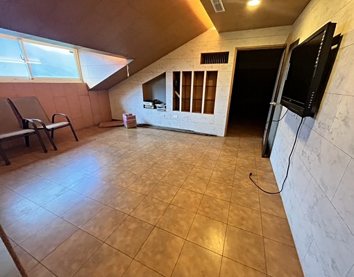 大坪數近市區漂亮租屋(可做辦公會所) - Image 1