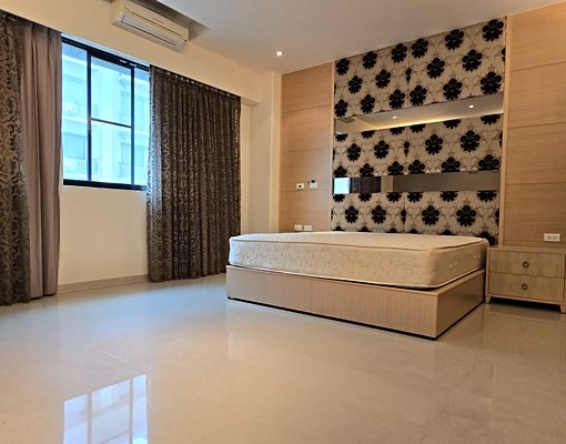 同德國小旁四房兩廳兩衛+車位 - Image 4