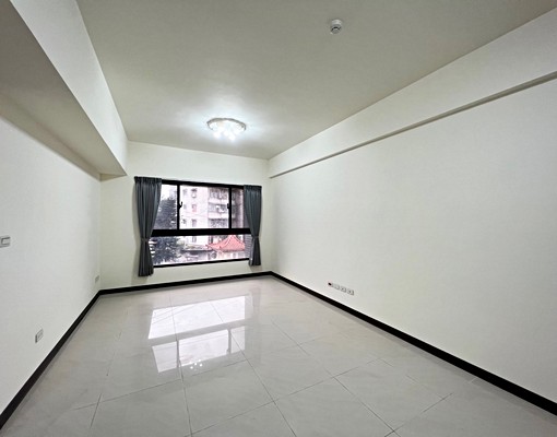 群義房屋呂心妍-出租晶璽全新三房車位 - Image 2