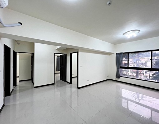 群義房屋呂心妍-出租晶璽全新三房車位 - Image 4