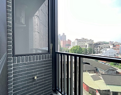 小資族近車站大套房 - Image 6