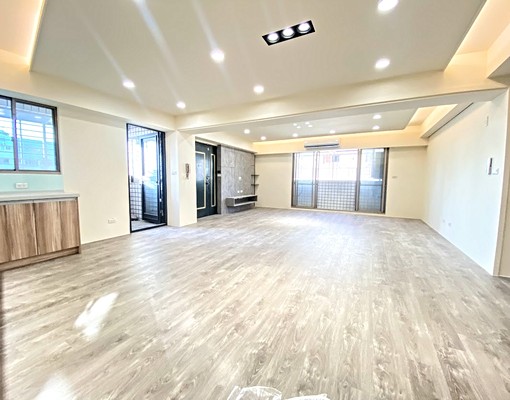 北區賴厝國小全新裝潢3+1房平車 - Image 2