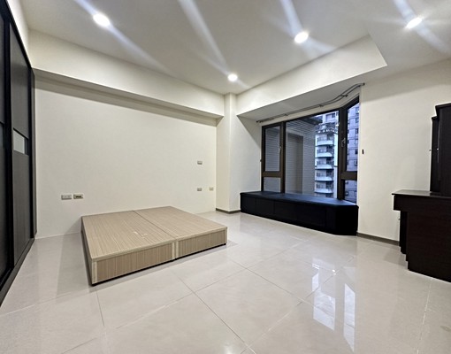 🌈風尚二期3+1房/車~大有區精華地段 - Image 3