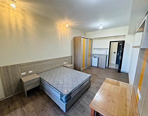 中山北路套房5間＊房東自租可租補＊一樓全國電子、對面全聯 - Image 2