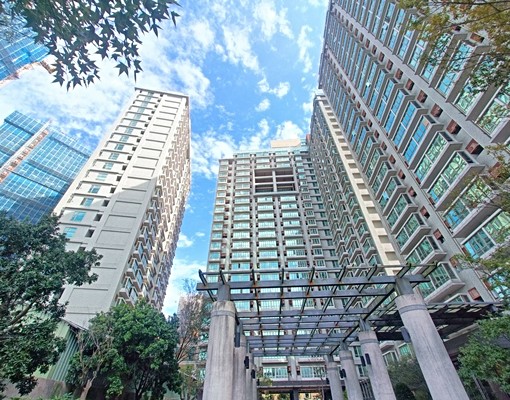 南加州全配一房一廳美屋 - Image 2