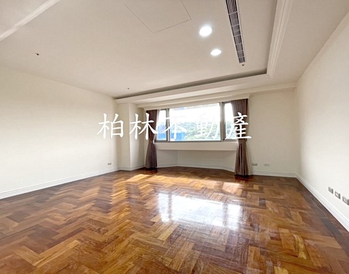 近天母棒球場、高島屋⭐️4+1佣房 - Image 3