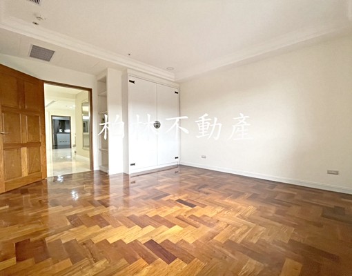 近天母棒球場、高島屋⭐️4+1佣房 - Image 4