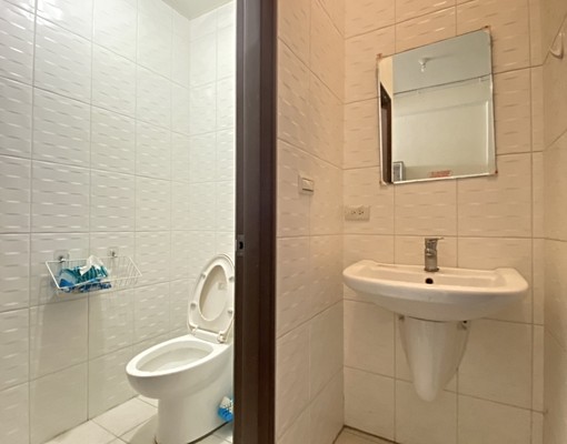 免仲介服務費,可租補,觀音四層透天大空間,可停車,近交流道 - Image 12