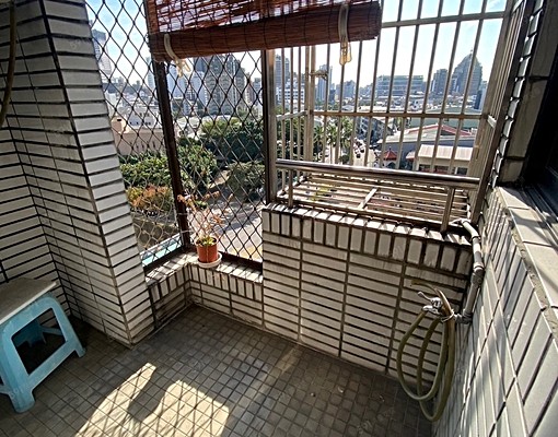 北區忠明高中忠誠公園附近/精美三房二衛2+1書房/可寵可租補 - Image 11