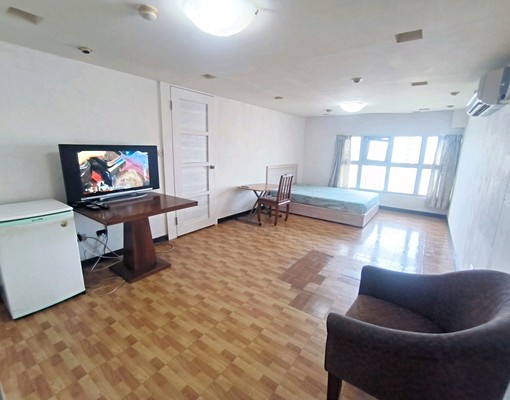 尊爵飯店旁優質社區分租套房~家具電齊全 - Image 4