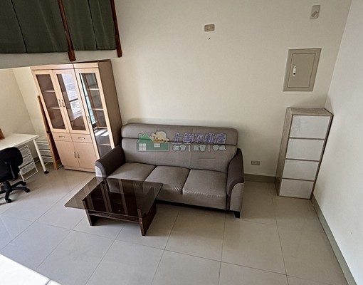 高鐵旁電梯管理有陽台樓中樓套房 - Image 4