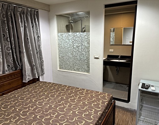 近市府7-11小北銀行美套房【無電梯】 - Image 1