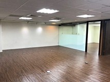 文心路一段南屯捷運沿線下樓..