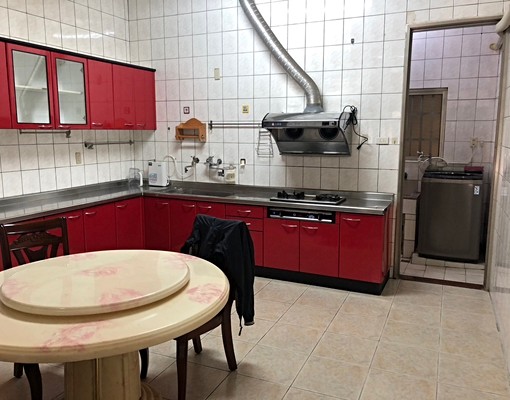 后里近美光.麗寶.4~6房1廚3衛出租 - Image 2