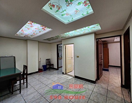 竹北國中旁。超優惠美三房。搶手出租 - Image 10