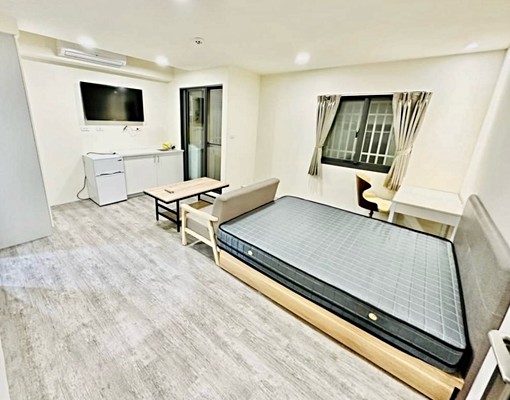 可租補✨可寵✨陽台獨洗✨流理台✨子母車✨戶數少好停車✨採光好 - Image 1