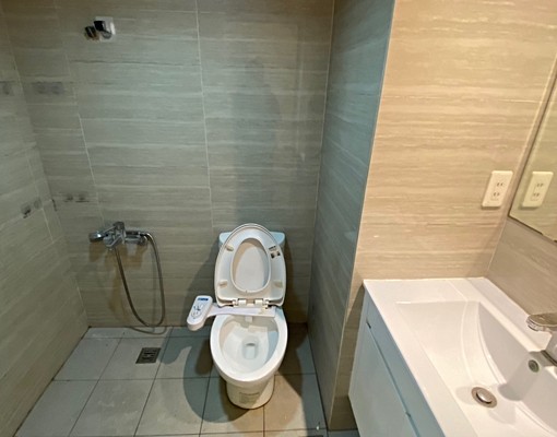 五權車站崇倫國中旁/精美裝潢社區三房/可租補可寵 - Image 12