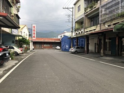 六龜文興街上透天店面