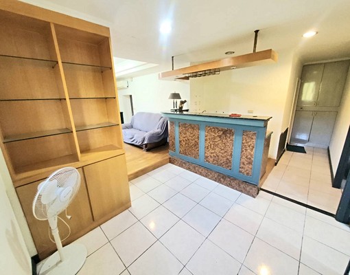 家庭式付車位,租金含管理費,清潔費,車位費,可包裹代收近學區 - Image 2