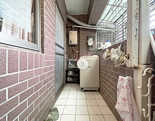 限女性-近捷運三民高中-可搭電梯有對外窗-包水電費 - Image 11