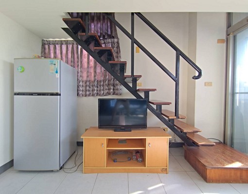 可租補🏠高雄車站|樓中樓採光陽台套房 - Image 1