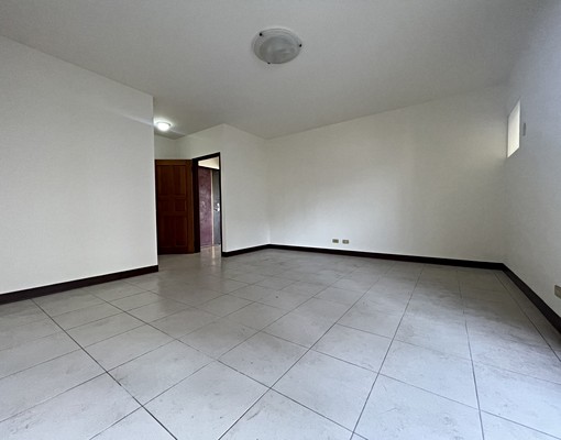 南屯區南屯路旁/永春國小/室內41坪大3房+車位 - Image 10