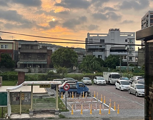 質感大套房(獨立陽台.洗衣機.大金冷氣) - Image 4