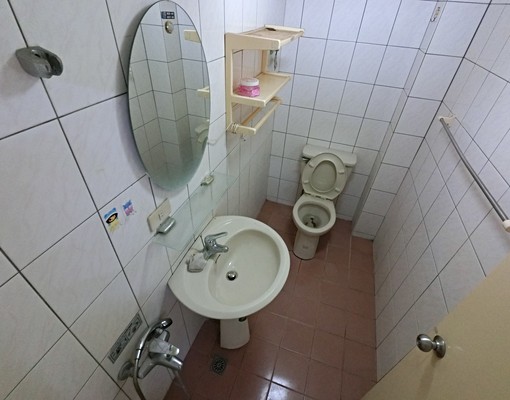 電梯大樓大3房室內30坪.可租補 - Image 9