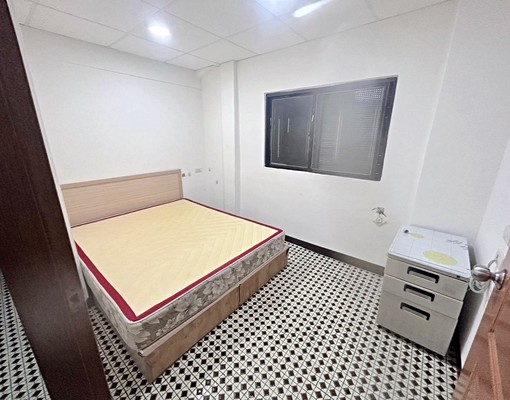 板橋忠孝街3樓整層出租 - Image 2