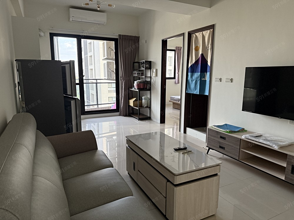 客廳與廚房空間共用(有冷氣)