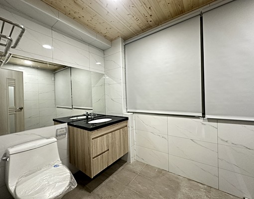 東區虎尾寮雙車別墅(主臥全新廁所，整棟全新油漆) - Image 1