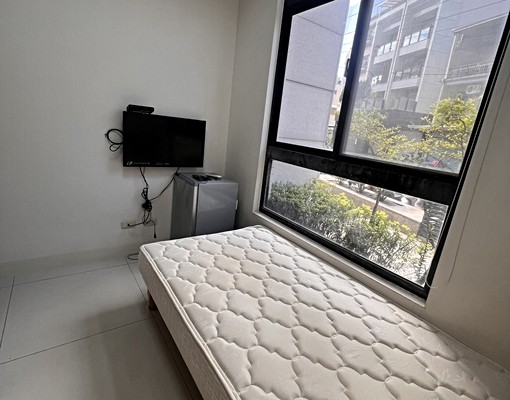 青埔103站前商圈採光電梯套房近都會公園📞愛窩 - Image 2