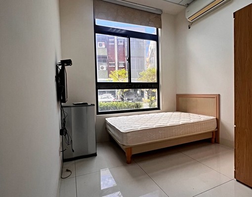 青埔103站前商圈採光電梯套房近都會公園📞愛窩 - Image 1