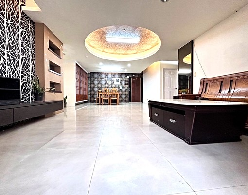 嶺東商圈採光精緻裝潢大四房 - Image 2