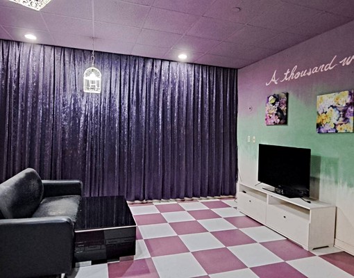 🎀(博家管理顧問)🎀亞灣空間大套房兩床可租補 - Image 1