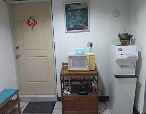 成功路二段套房(近三總)有飲水機/對外窗 - Image 4