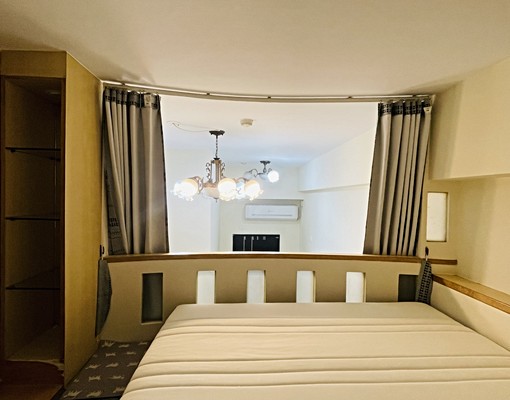 近東湖捷運站/挑高套房家具全/可寵可租屋補助 - Image 1