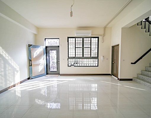 ✨全新靜巷別墅透天✨可停三車以上 - Image 2