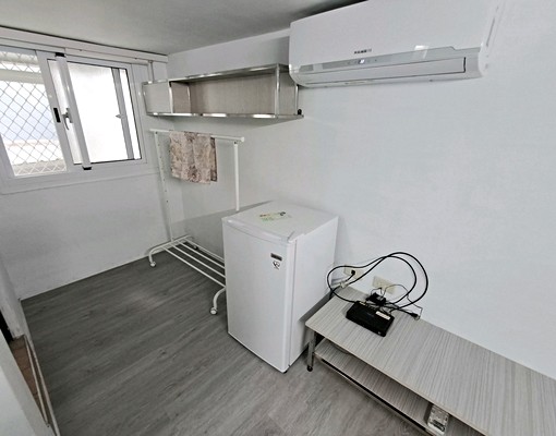 近四維路.透天3樓夾層小套房適1人住 - Image 5