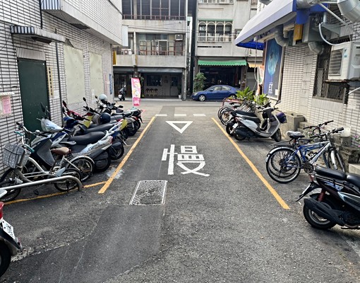 免仲介費✅多間可選✅機車位✅飲水機✅變頻冷氣✅走路到興大 - Image 15