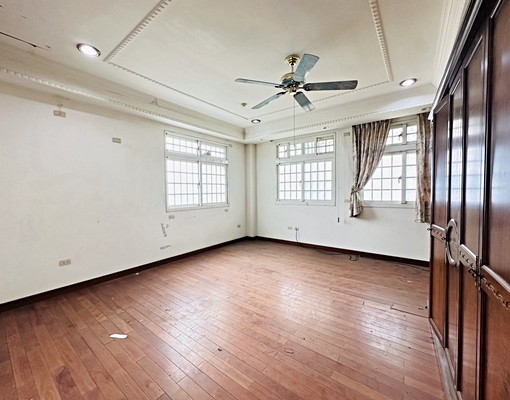 縣政九路住家型辦公室6+7樓,可磋商改格局. - Image 5