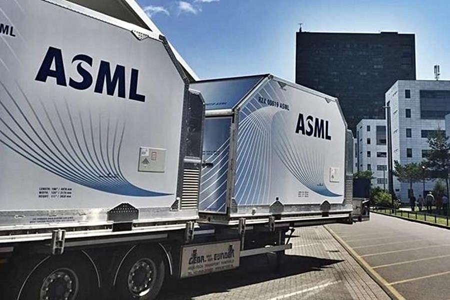 ASML宣布在新北國際AI+智慧園區啟動全台最大、斥資300億元的投資案。