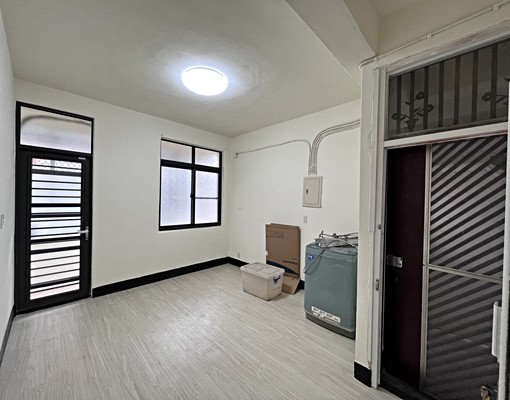 社宅🏠苓雅二亞灣貓寵採光大2房光榮碼頭輕軌愛窩 - Image 1