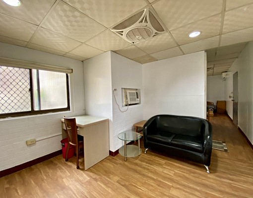 近鳳山車站捷運站.中華商場獨立大套房 - 591租屋網 - Image 1